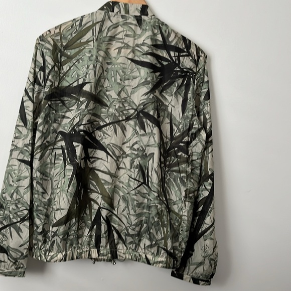 Women’s Massimo Dutti lightweight windbreaker. - Picture 2 of 4